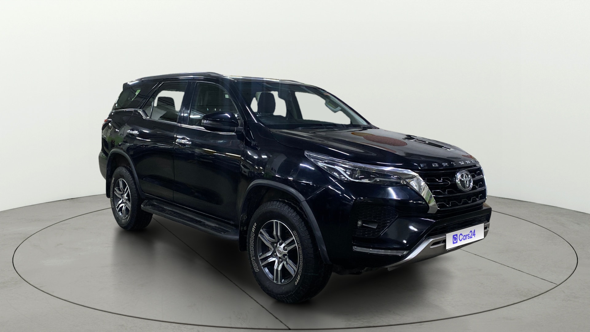 View 2025 Toyota Fortuner 2.7 4X2 AT BS IV Image 15 Used 2025 Toyota Fortuner 2.7 4X2 AT BS IV Image 15