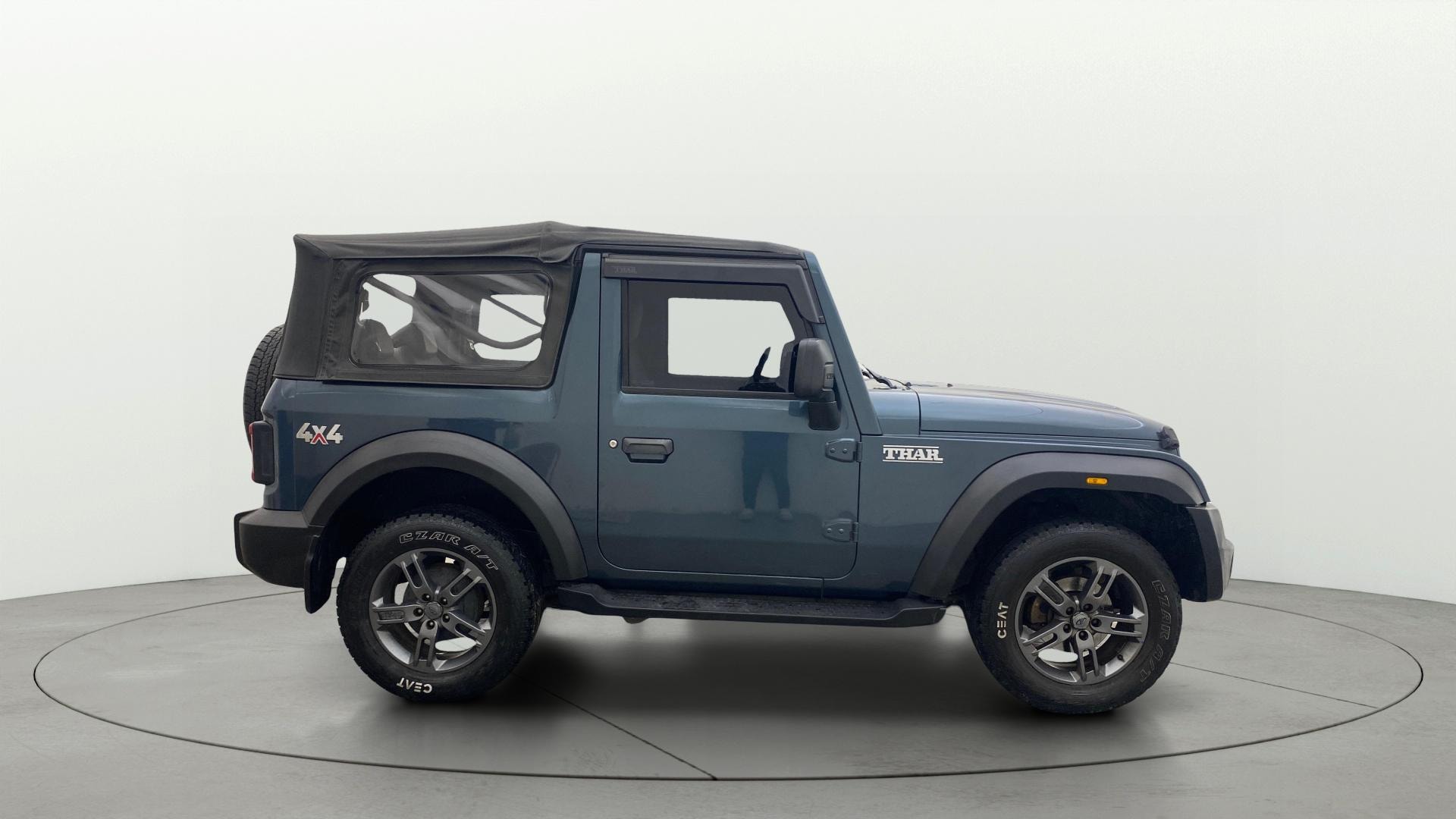 View 2022 Mahindra Thar AX Standard Manual Soft Top 6 Seater Image 7 Used 2022 Mahindra Thar AX Standard Manual Soft Top 6 Seater Image 7