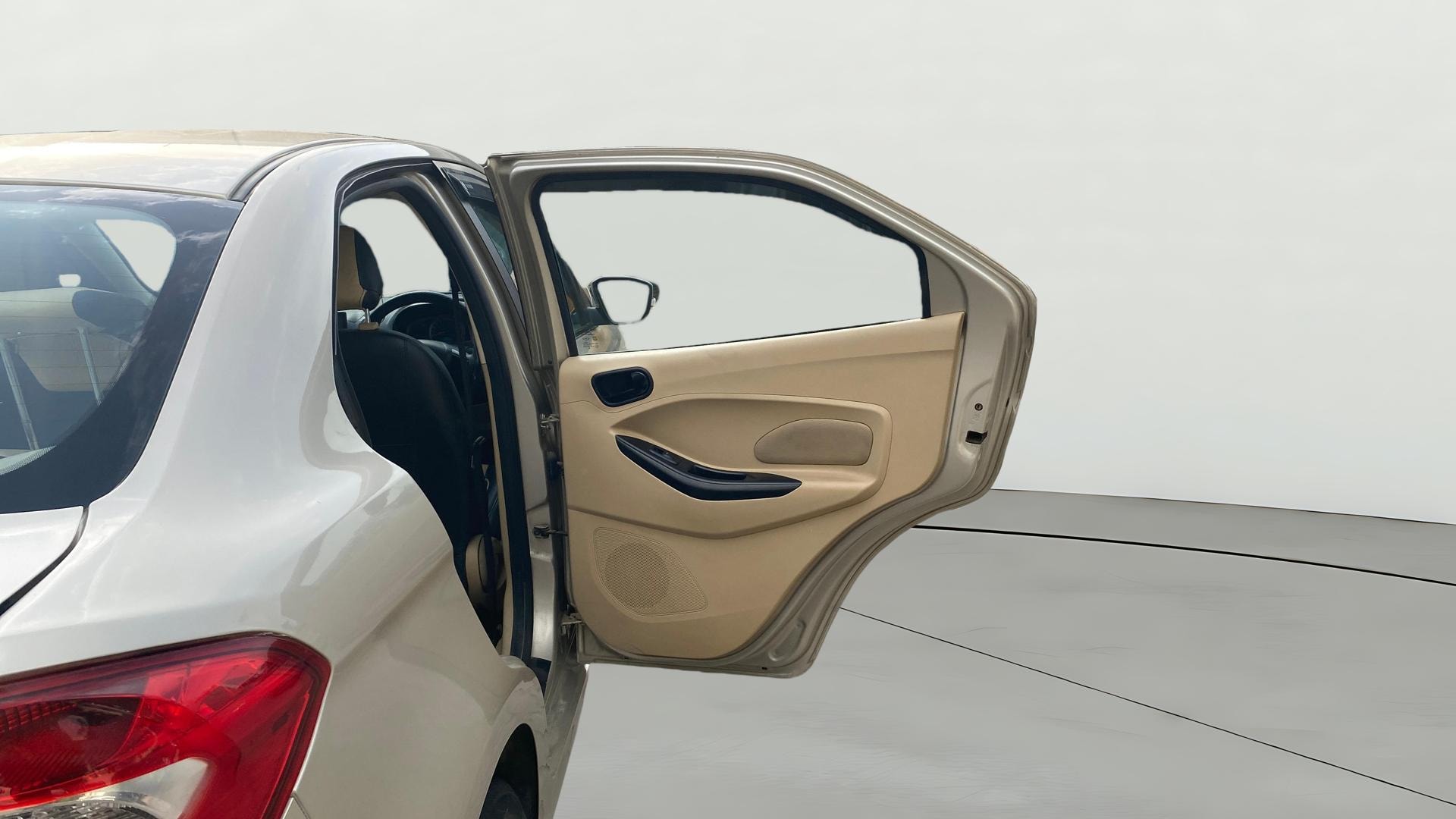 View 2019 Ford Figo Aspire 1.2P Ambiente MT BS IV Image 8 Used 2019 Ford Figo Aspire 1.2P Ambiente MT BS IV Image 8