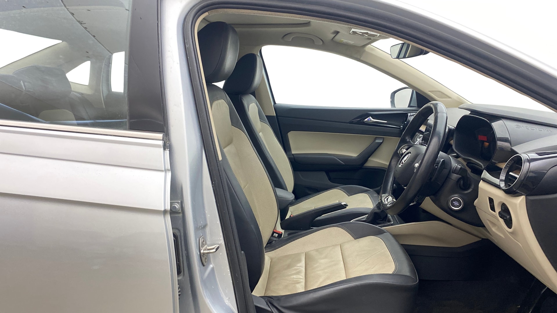 Used 2023 Skoda Slavia Used 2023 Skoda Slavia