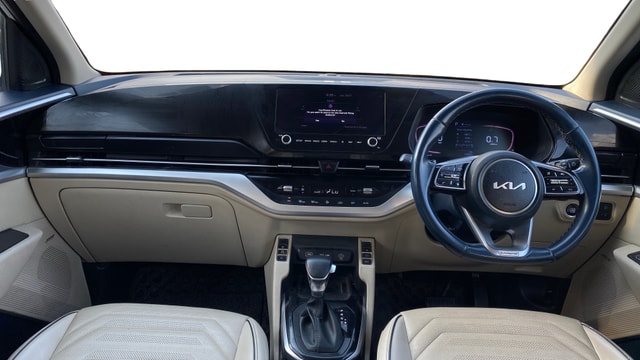 View Kia Carens Image 32 Used Kia Carens Image 32