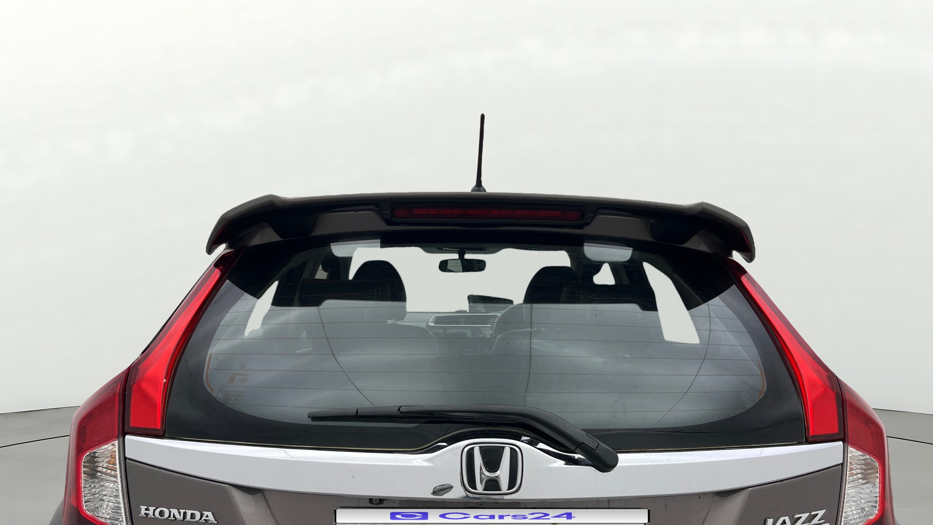 View 2017 Honda Jazz E MT Diesel Image 4 Used 2017 Honda Jazz E MT Diesel Image 4