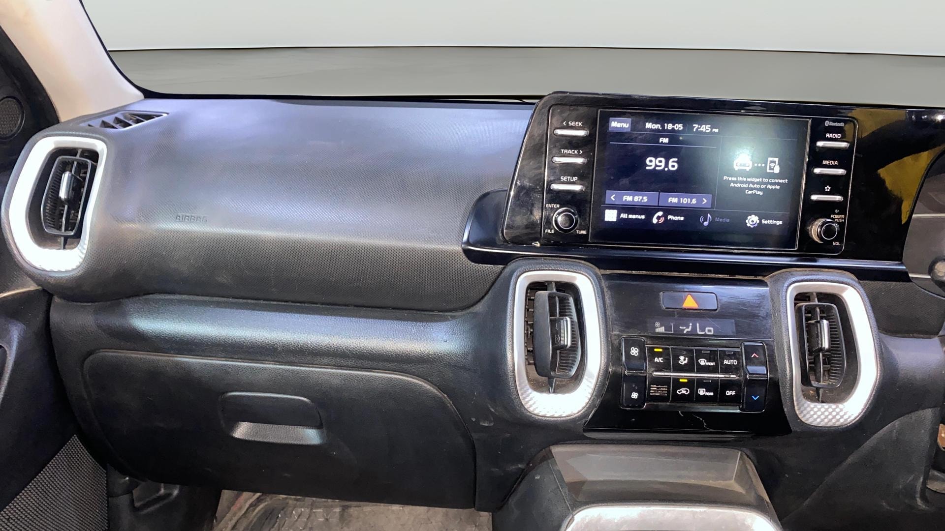 View 2020 Kia Sonet HTK Plus Petrol Image 34 Used 2020 Kia Sonet HTK Plus Petrol Image 34
