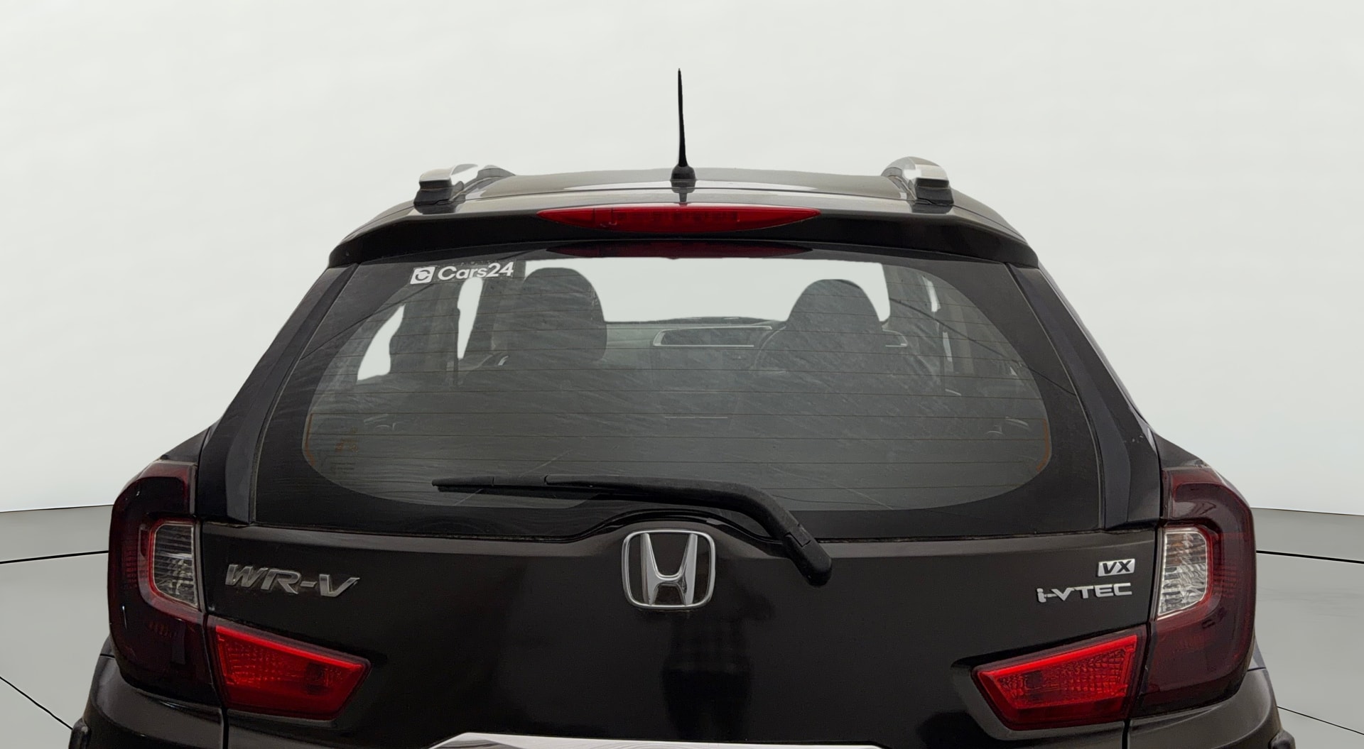 View 2018 Honda WR-V S MT Diesel Edge Edition Image 4 Used 2018 Honda WR-V S MT Diesel Edge Edition Image 4