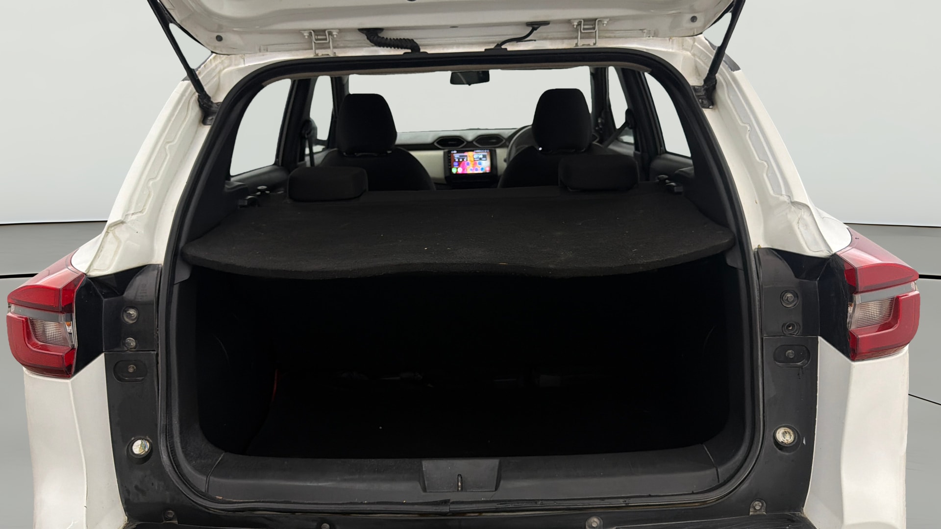View 2022 Nissan Magnite XE Image 37 Used 2022 Nissan Magnite XE Image 37