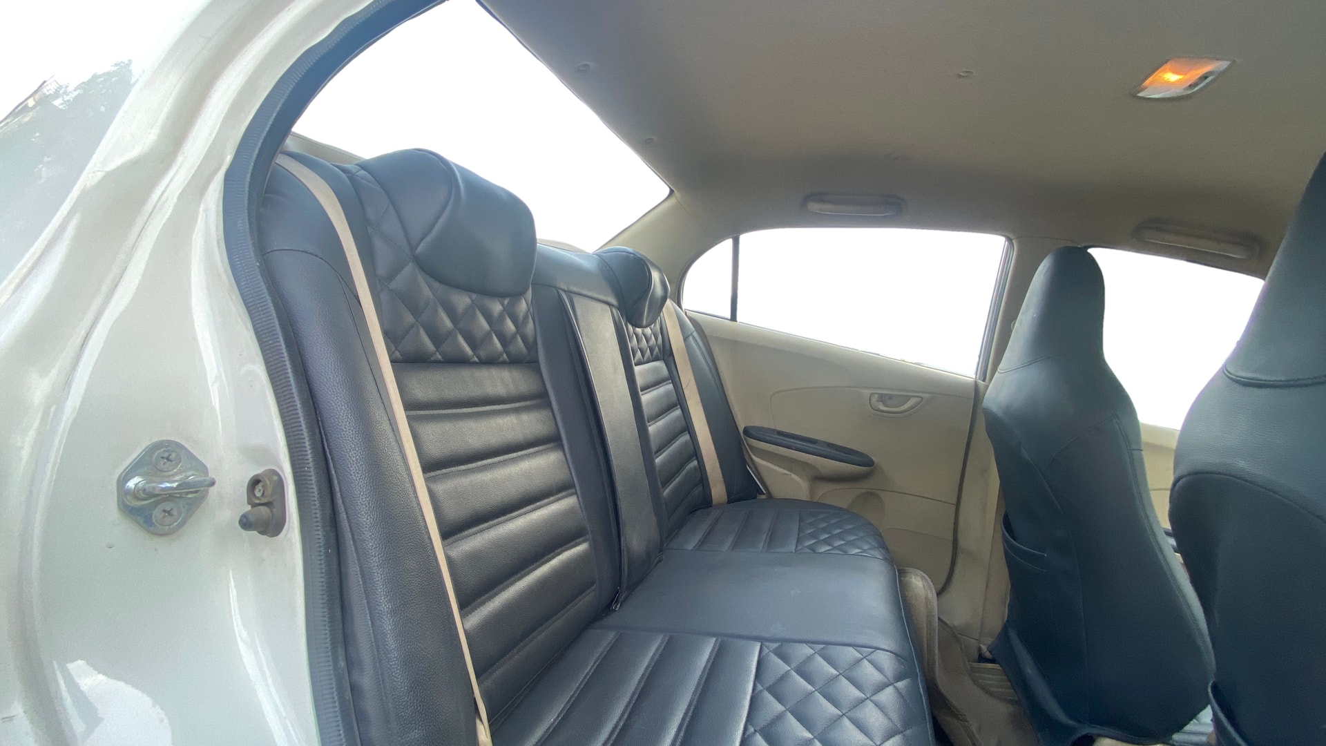 View 2014 Honda Amaze E MT Petrol BS IV Image 28 Used 2014 Honda Amaze E MT Petrol BS IV Image 28