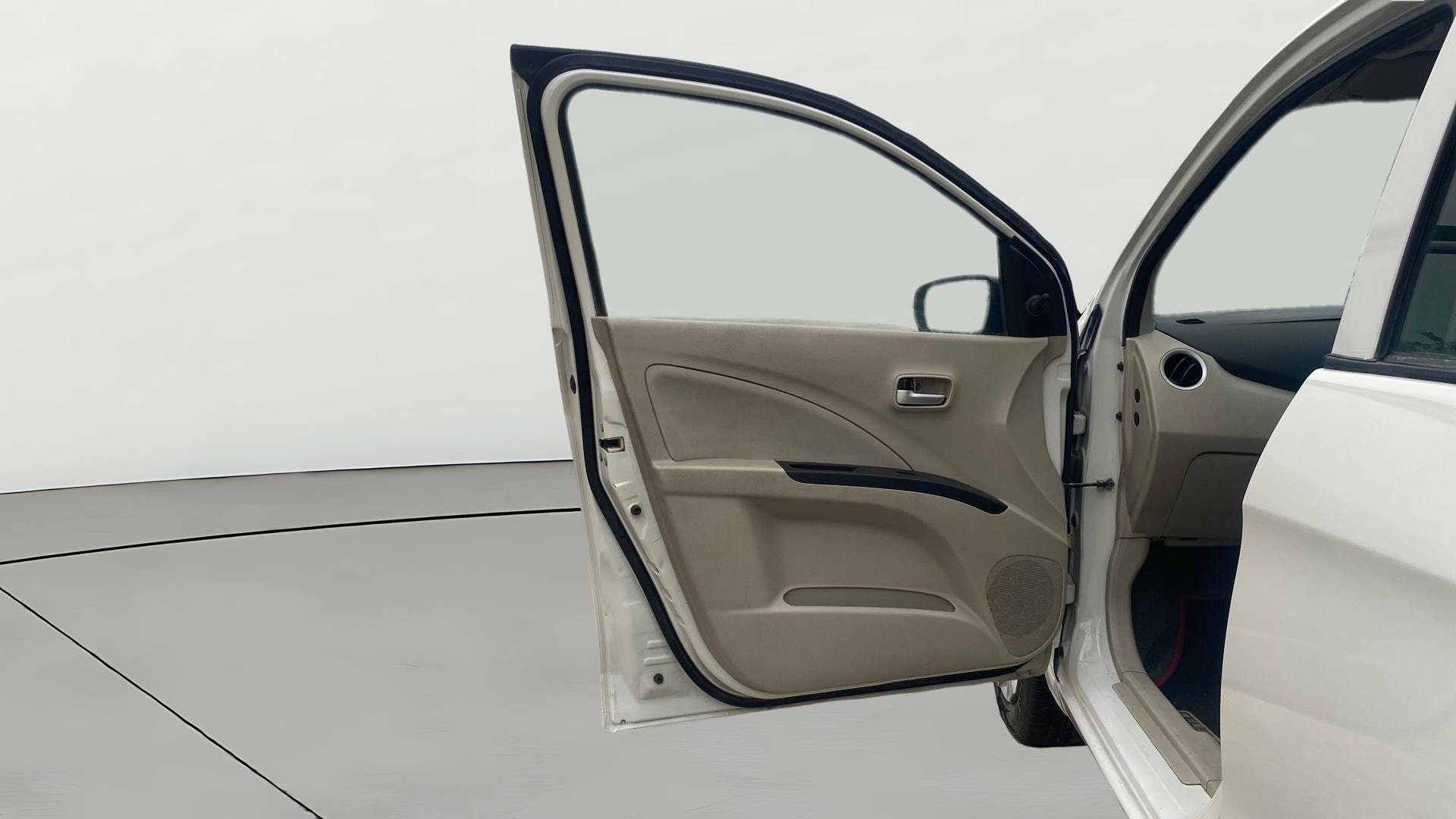 View 2018 Maruti Suzuki 1000 Base Variant Image 30 Used 2018 Maruti Suzuki 1000 Base Variant Image 30