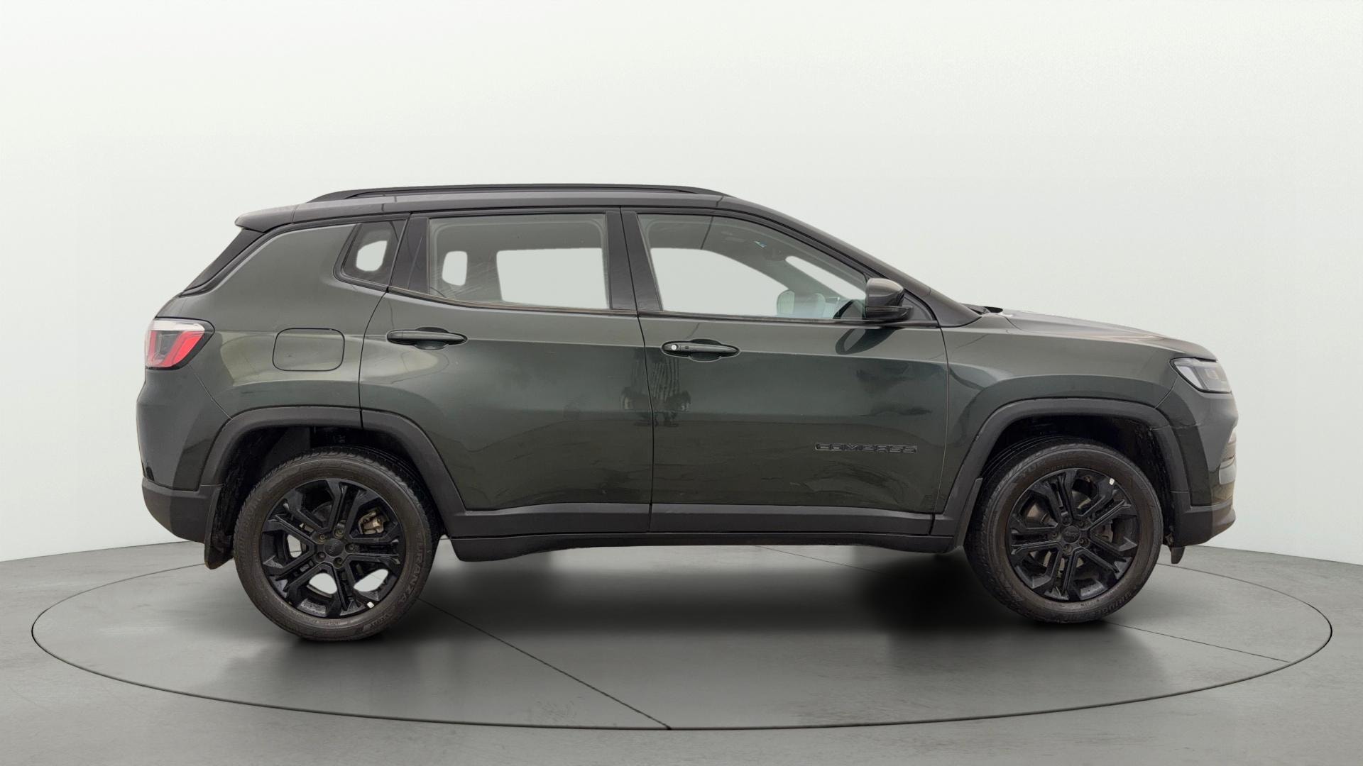 View 2022 Jeep Compass Night Eagle Edition 1.4 Petrol (O) DDCT Image 28 Used 2022 Jeep Compass Night Eagle Edition 1.4 Petrol (O) DDCT Image 28