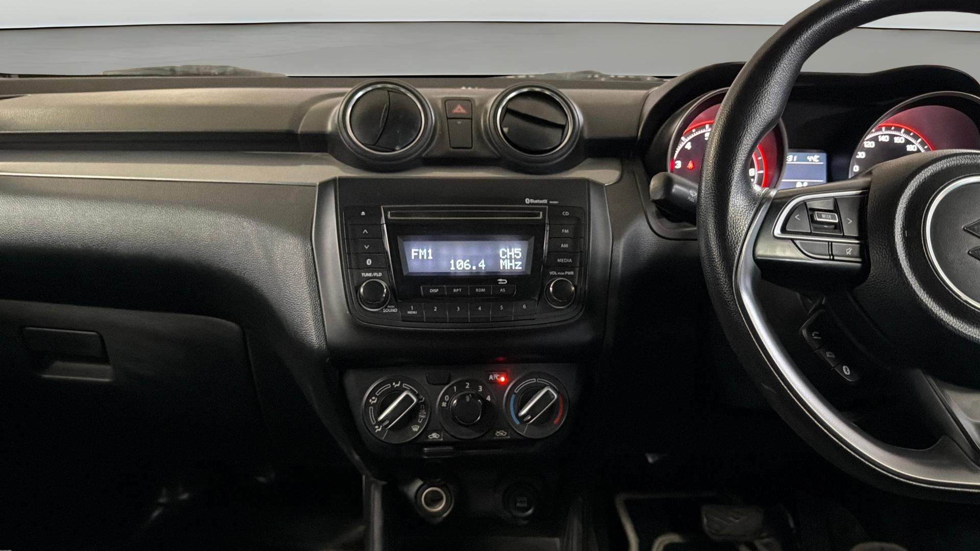View 2019 Maruti Suzuki 1000 Base Variant Image 17 Used 2019 Maruti Suzuki 1000 Base Variant Image 17
