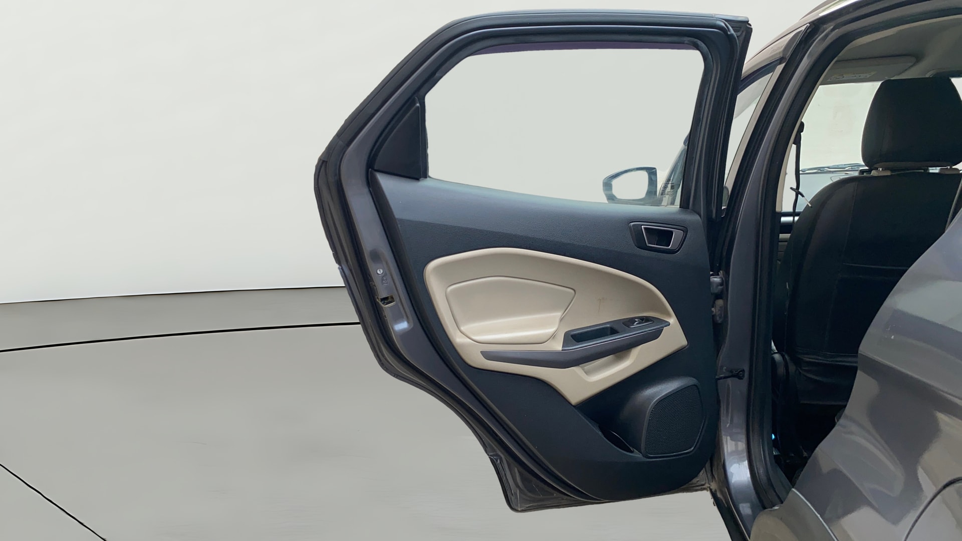 View 2020 Ford EcoSport 1.5 TDCi Diesel Ambiente BS IV Image 22 Used 2020 Ford EcoSport 1.5 TDCi Diesel Ambiente BS IV Image 22