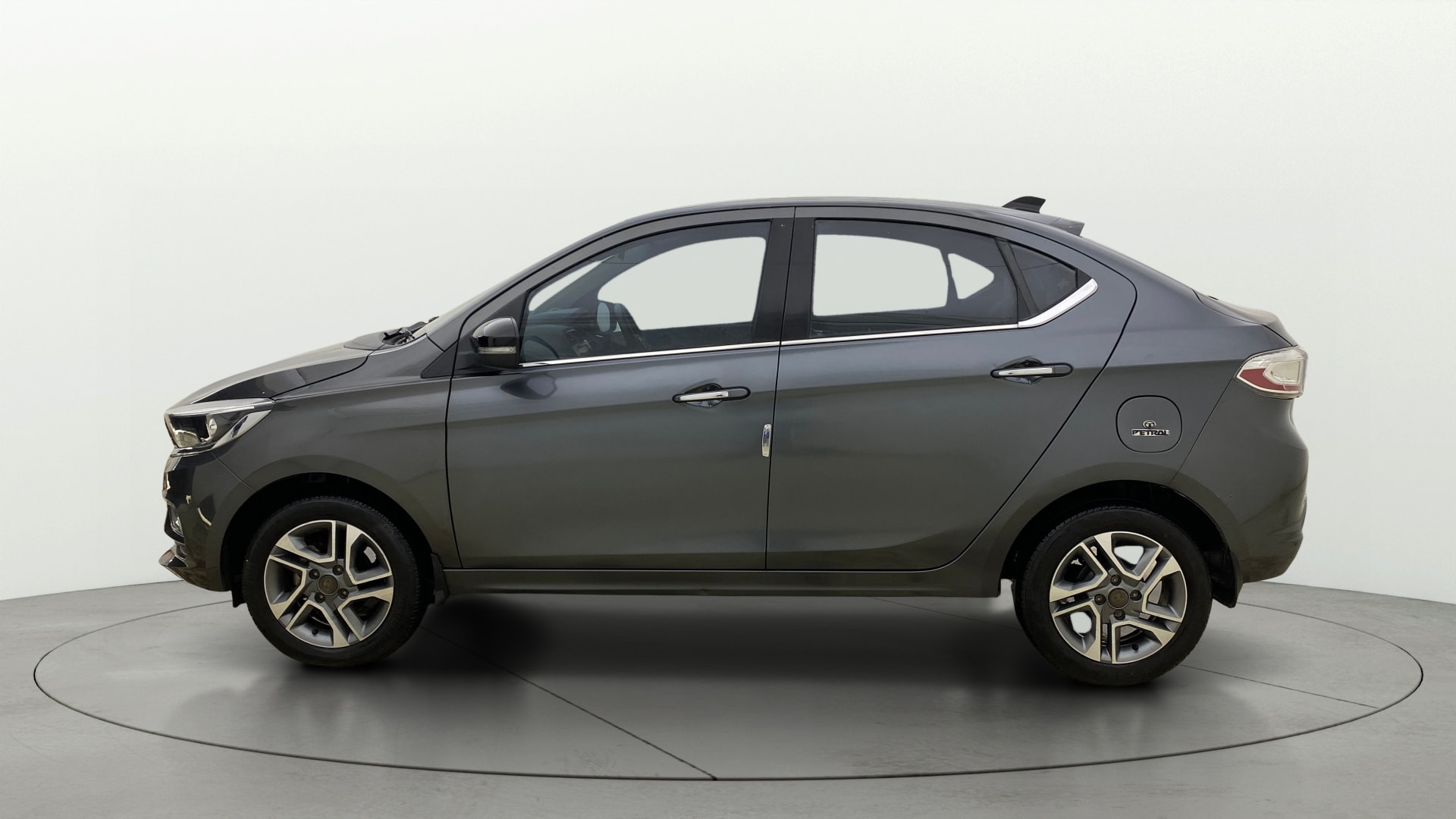 View 2022 Tata Tigor XE Diesel Image 25 Used 2022 Tata Tigor XE Diesel Image 25