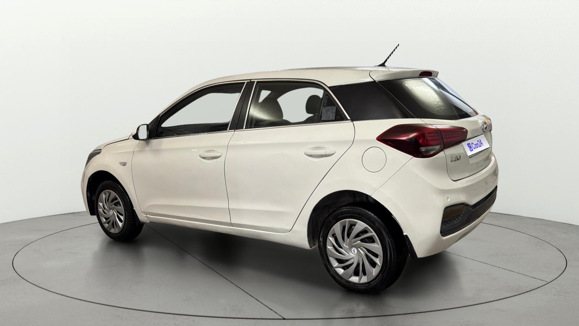 View 2020 Hyundai Elite i20 1.2 Magna Plus Petrol BS IV Image 2 Used 2020 Hyundai Elite i20 1.2 Magna Plus Petrol BS IV Image 2