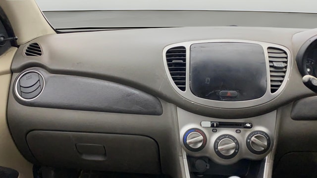 View Hyundai i10 Image 17 Used Hyundai i10 Image 17