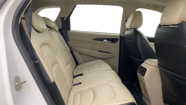 View MG Hector Image 37 Used MG Hector Image 37