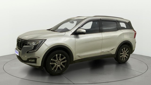 View Mahindra XUV700 Image 23 Used Mahindra XUV700 Image 23