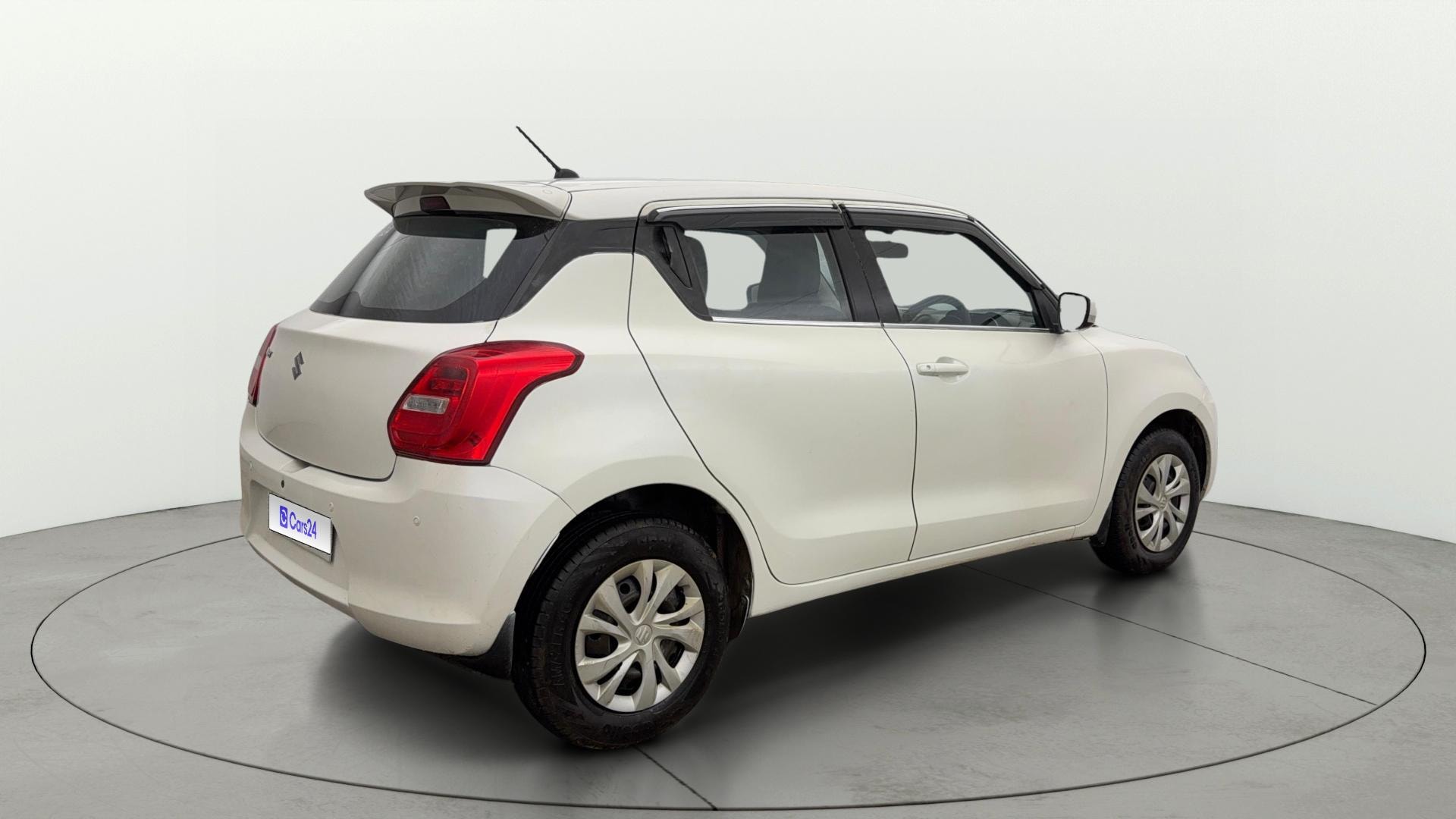 View 2018 Maruti Suzuki 1000 Base Variant Image 42 Used 2018 Maruti Suzuki 1000 Base Variant Image 42
