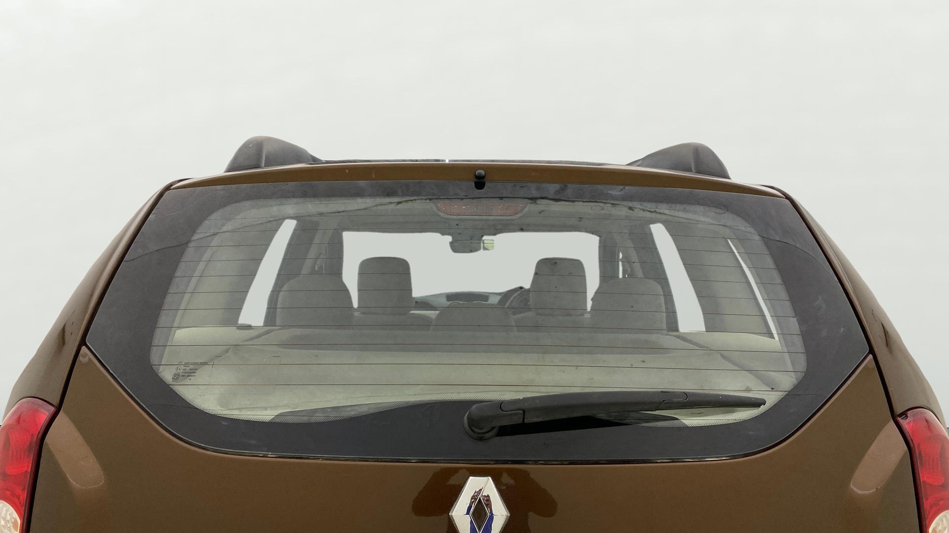View 2015 Renault Duster Diesel 85PS STD Image 4 Used 2015 Renault Duster Diesel 85PS STD Image 4