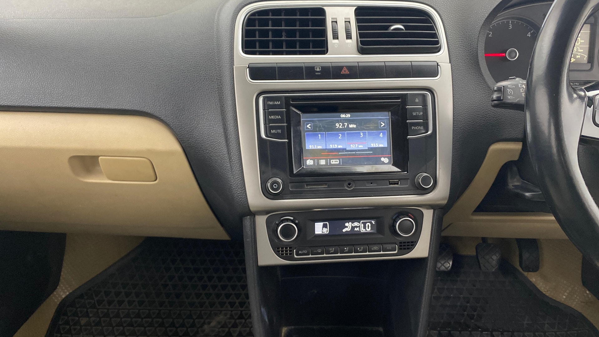 Used 2016 Volkswagen Ameo Used 2016 Volkswagen Ameo