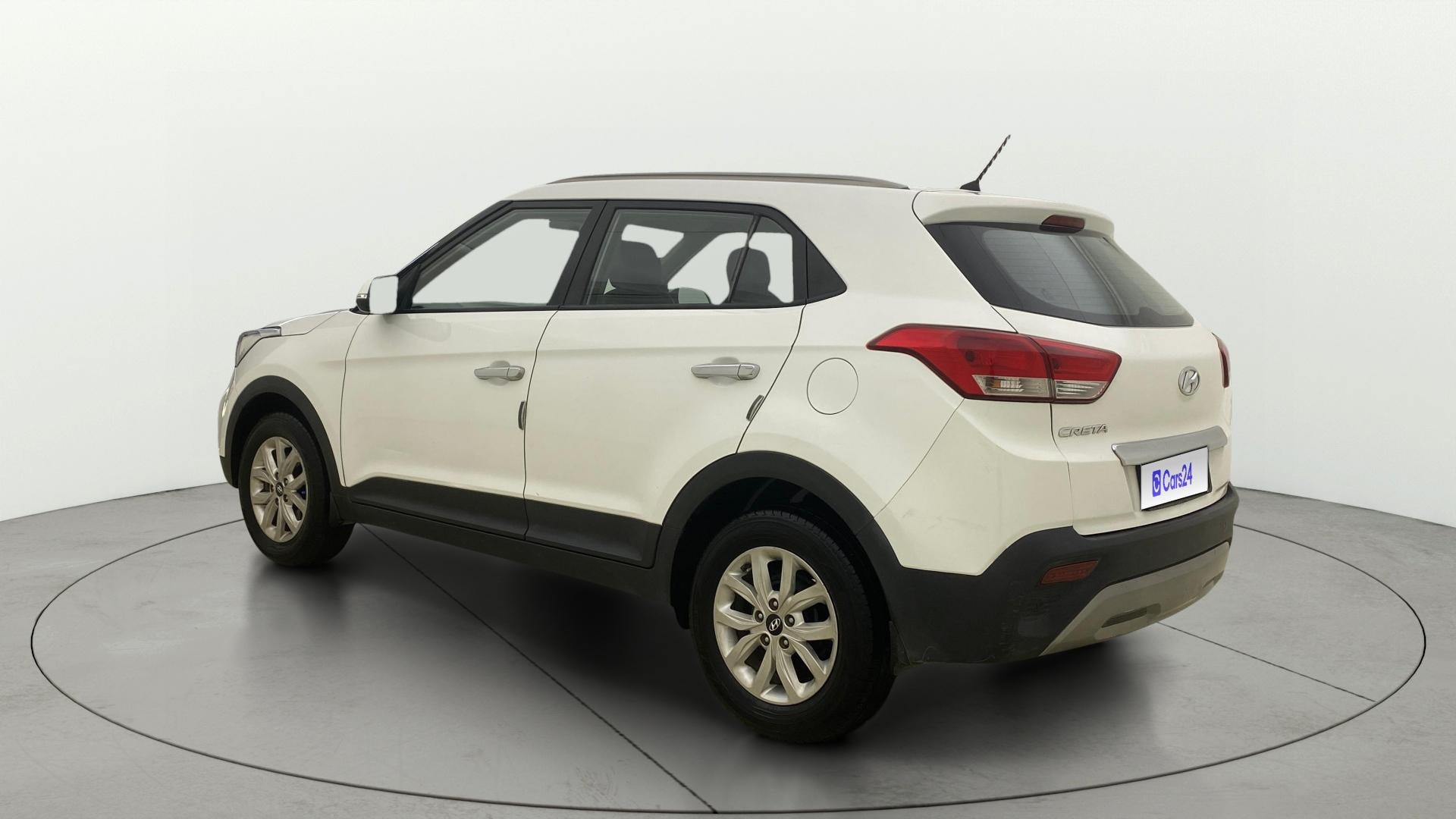 View 2019 Hyundai Creta 1.4 E Diesel Image 2 Used 2019 Hyundai Creta 1.4 E Diesel Image 2