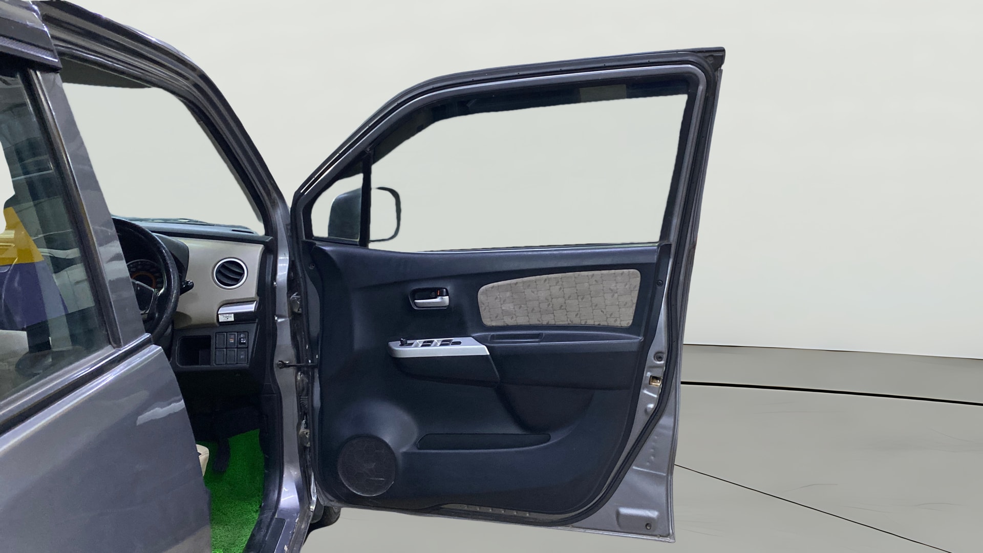 Used 2014 Maruti Suzuki 1000 Used 2014 Maruti Suzuki 1000