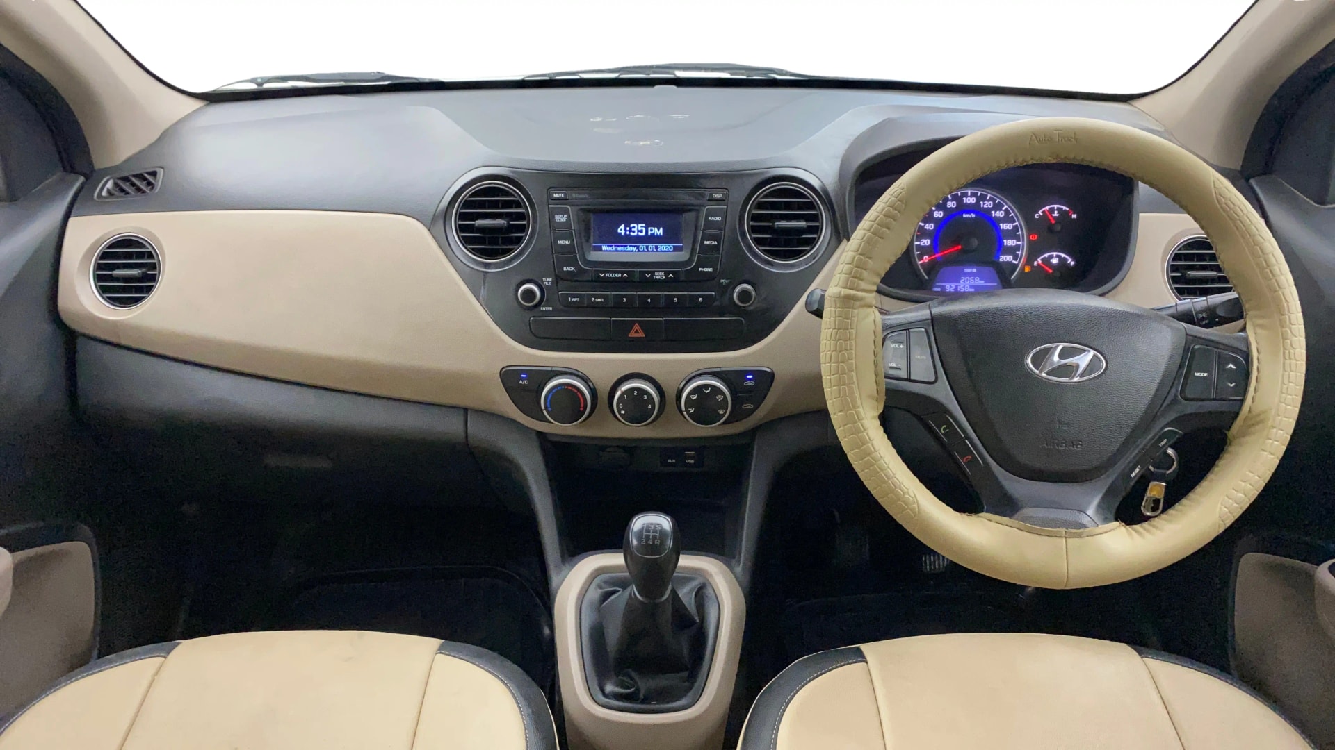 View 2018 Hyundai Grand i10 Magna 1.2 Kappa VTVT Image 15 Used 2018 Hyundai Grand i10 Magna 1.2 Kappa VTVT Image 15