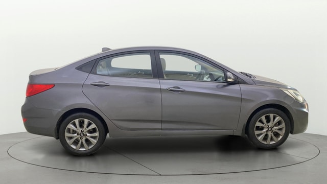View Hyundai Fluidic Verna Image 8 Used Hyundai Fluidic Verna Image 8