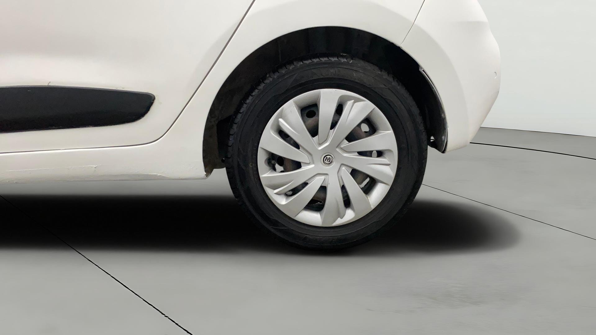 View 2018 Hyundai Grand i10 Sportz 1.2 Kappa Image 11 Used 2018 Hyundai Grand i10 Sportz 1.2 Kappa Image 11