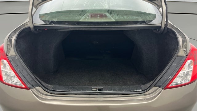 View Nissan Sunny Image 37 Used Nissan Sunny Image 37