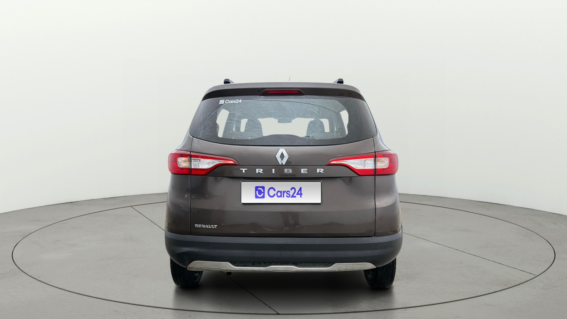 View 2023 Renault Triber RXT Image 39 Used 2023 Renault Triber RXT Image 39