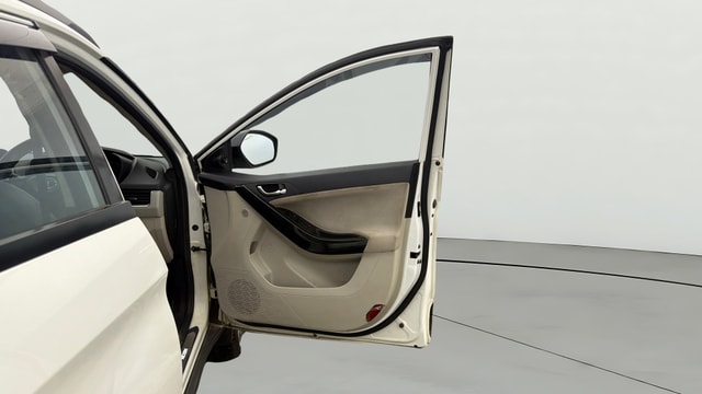 View Tata Nexon Image 46 Used Tata Nexon Image 46