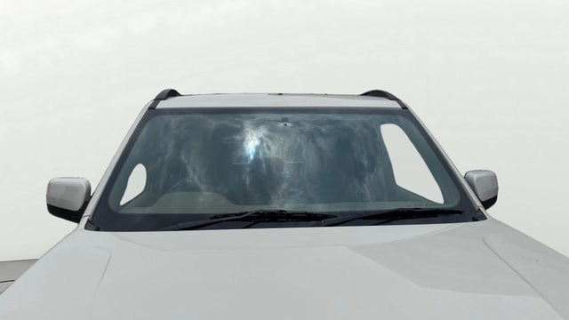View Mahindra TUV300 Image 36 Used Mahindra TUV300 Image 36