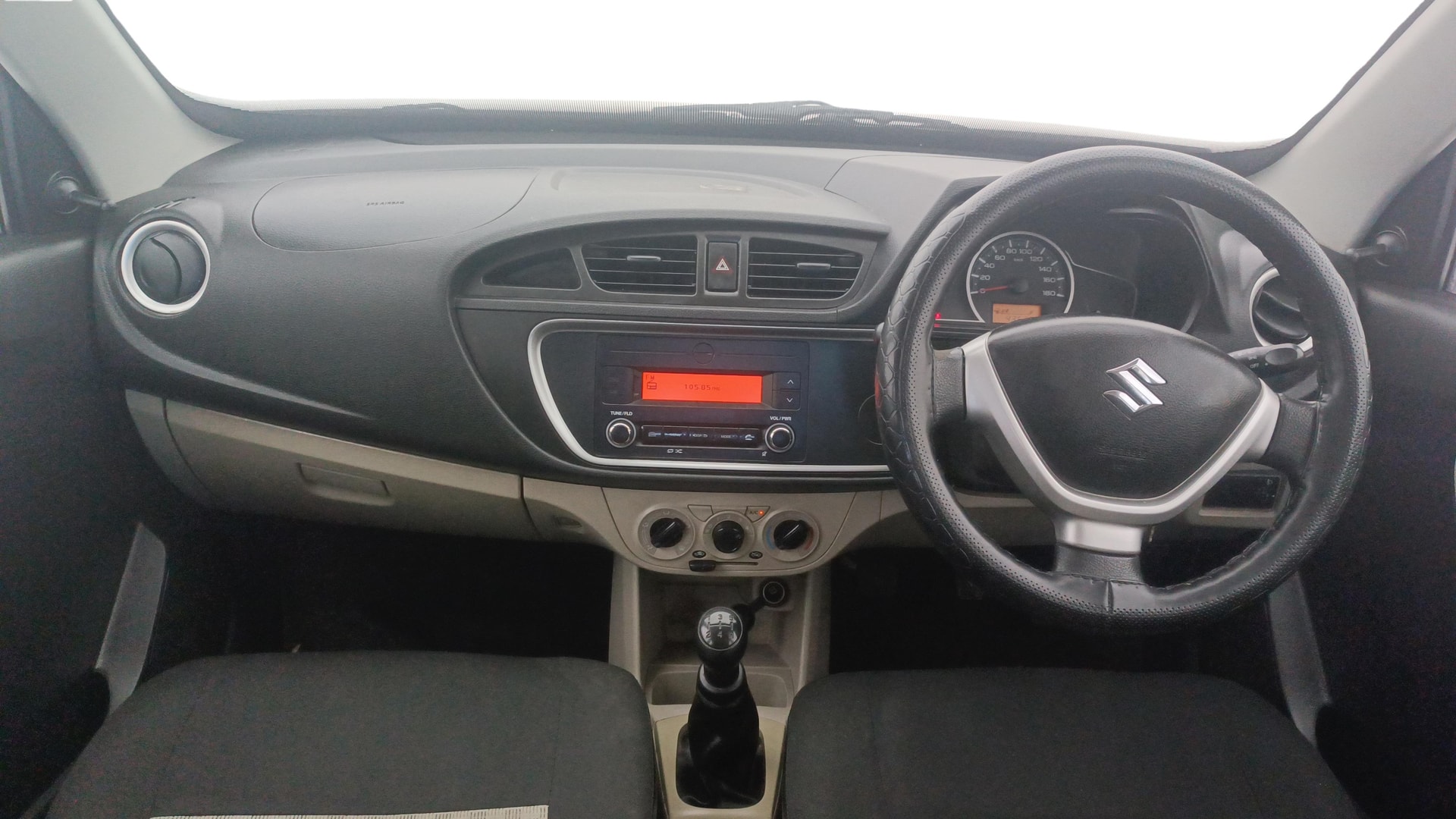 View 2021 Maruti Suzuki 1000 Base Variant Image 15 Used 2021 Maruti Suzuki 1000 Base Variant Image 15