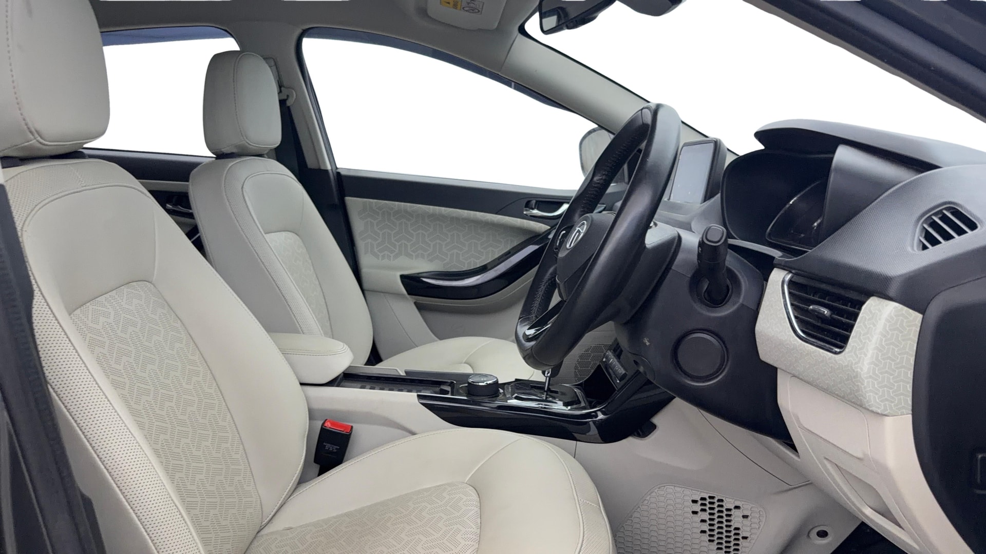 View 2022 Tata Nexon Revotron XZA Plus AMT Image 27 Used 2022 Tata Nexon Revotron XZA Plus AMT Image 27