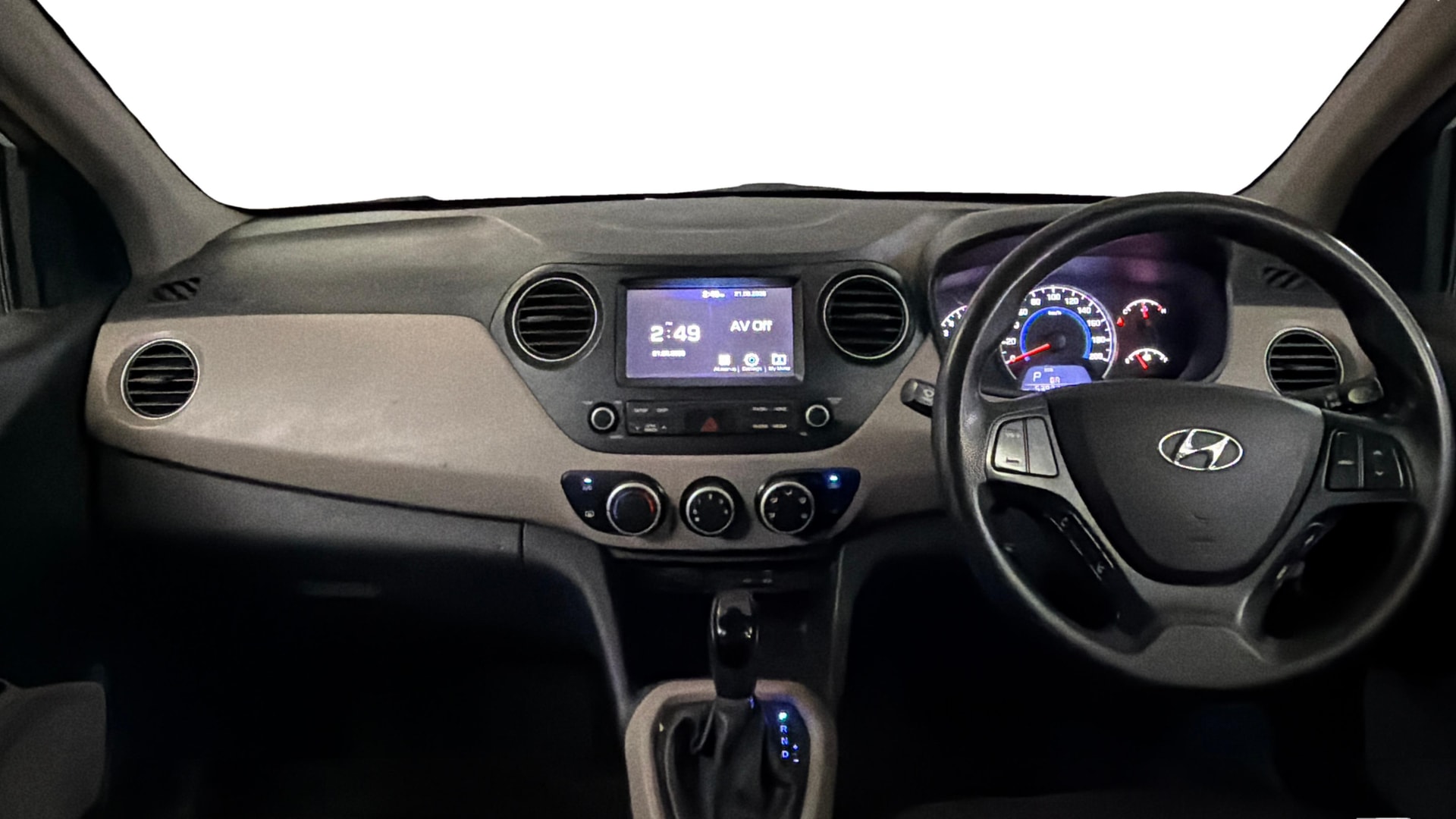 View 2018 Hyundai Grand i10 1.2 Sportz AT Petrol Image 15 Used 2018 Hyundai Grand i10 1.2 Sportz AT Petrol Image 15