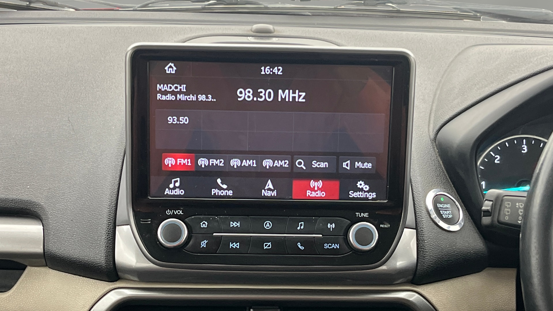View 2020 Ford EcoSport 1.5 TDCi Diesel Ambiente BS IV Image 17 Used 2020 Ford EcoSport 1.5 TDCi Diesel Ambiente BS IV Image 17