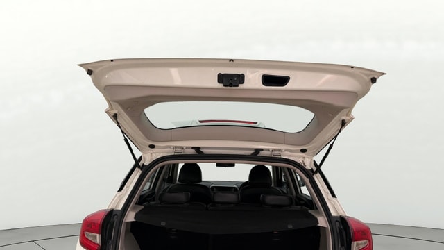 View Mahindra XUV300 Image 29 Used Mahindra XUV300 Image 29