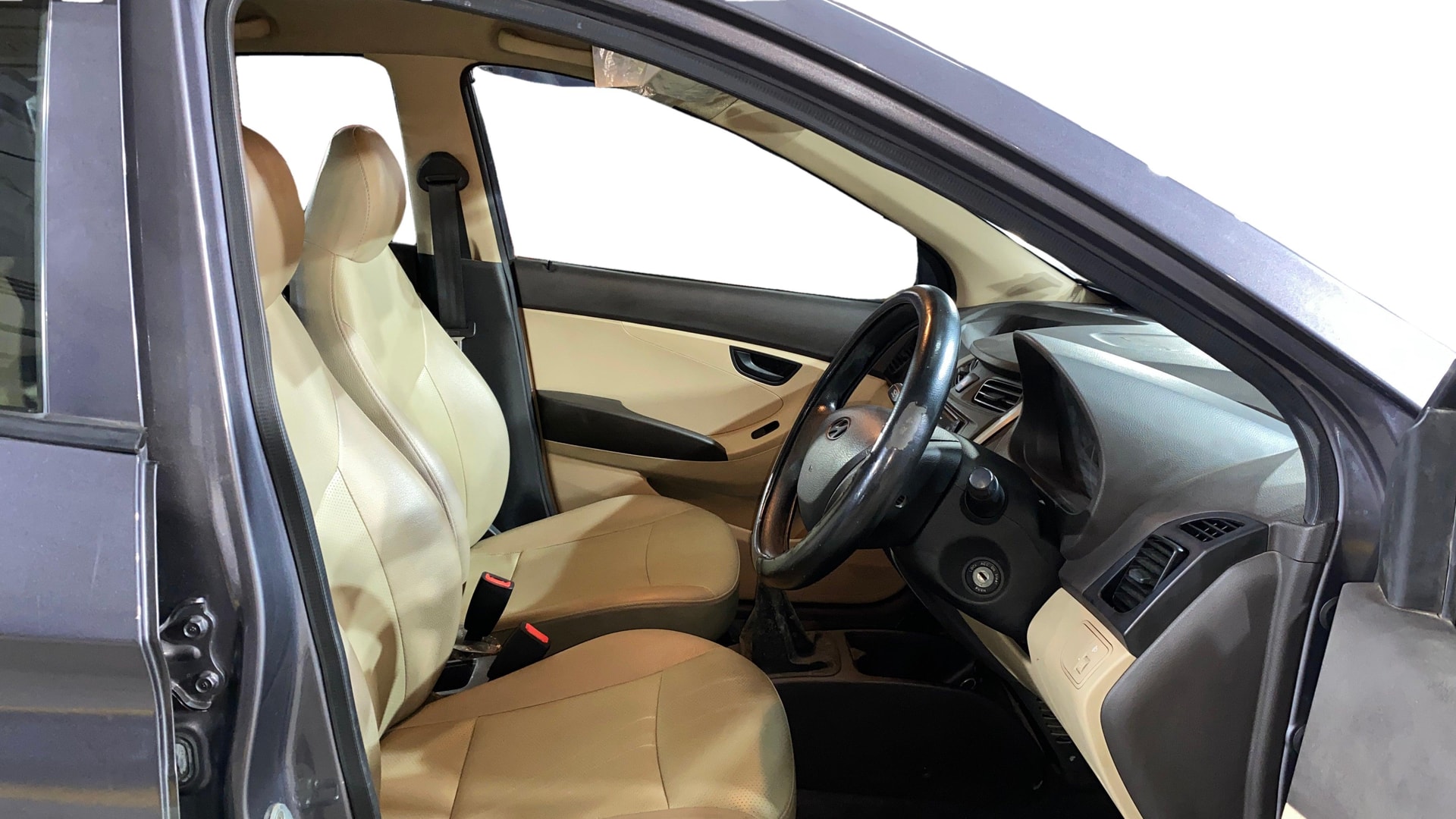 View 2018 Hyundai EON Era Plus Image 25 Used 2018 Hyundai EON Era Plus Image 25