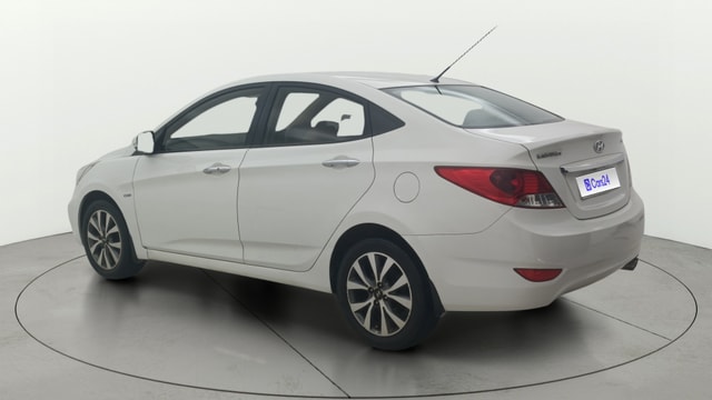 View Hyundai Fluidic Verna Image 2 Used Hyundai Fluidic Verna Image 2
