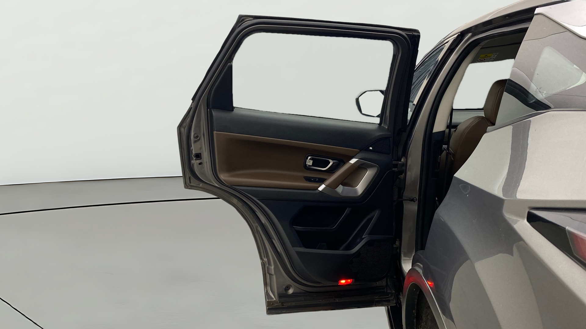 View 2019 Tata Harrier XE Image 23 Used 2019 Tata Harrier XE Image 23