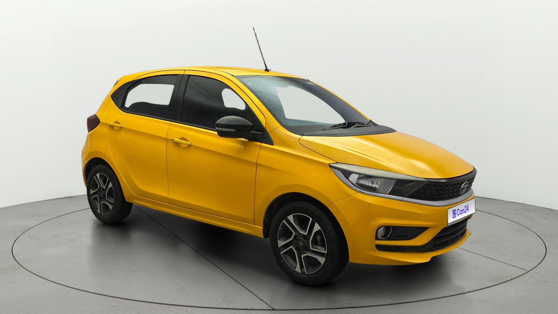View 2020 Tata Tiago Revotorq XB Image 36 Used 2020 Tata Tiago Revotorq XB Image 36