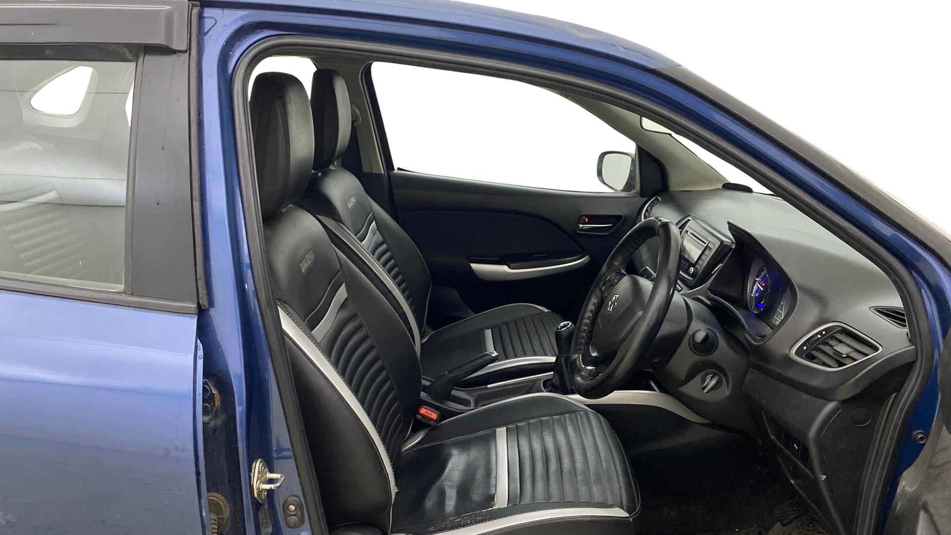 View 2018 Maruti Suzuki 1000 Base Variant Image 25 Used 2018 Maruti Suzuki 1000 Base Variant Image 25
