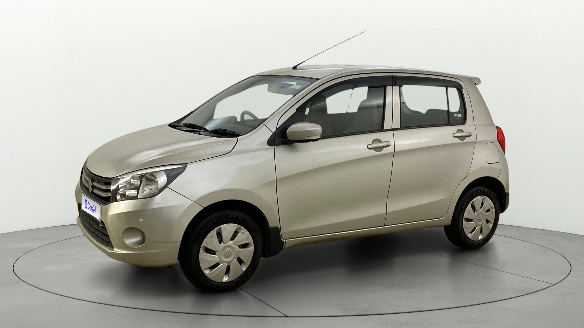 View 2016 Maruti Suzuki 1000 Base Variant Image 35 Used 2016 Maruti Suzuki 1000 Base Variant Image 35