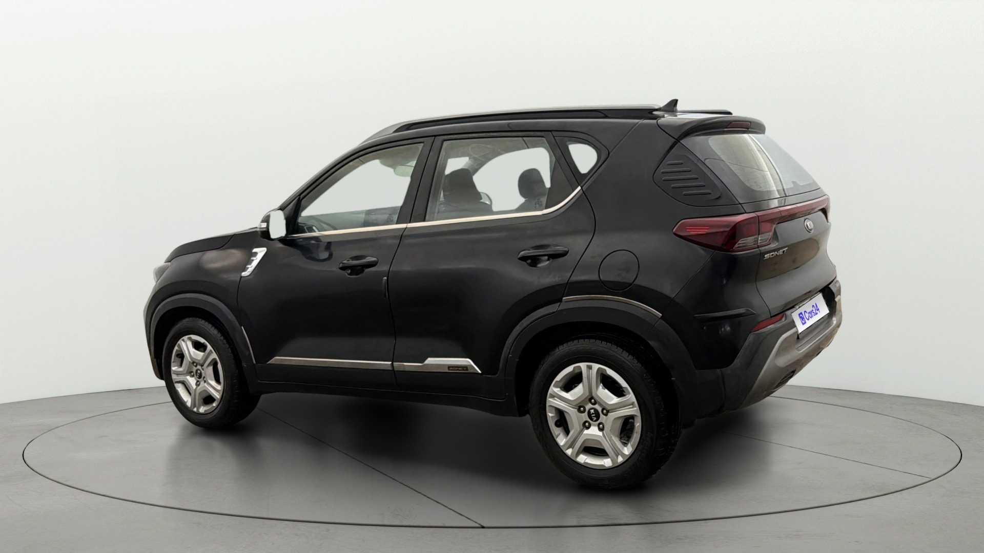 View 2021 Kia Sonet HTK Plus Petrol Image 2 Used 2021 Kia Sonet HTK Plus Petrol Image 2