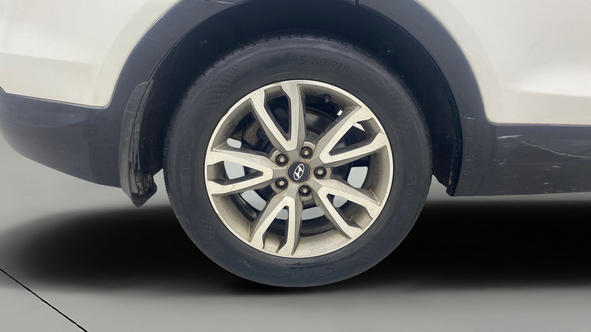 View 2014 Hyundai Santa Fe 2WD AT Image 35 Used 2014 Hyundai Santa Fe 2WD AT Image 35