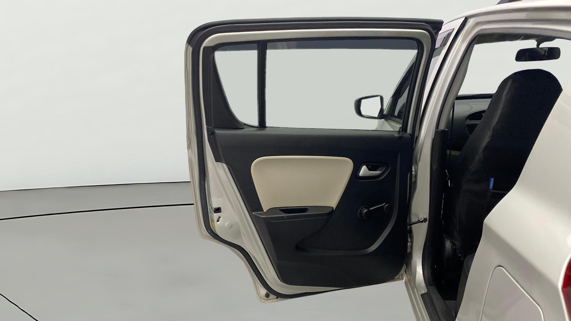 View 2022 Maruti Suzuki 1000 Base Variant Image 22 Used 2022 Maruti Suzuki 1000 Base Variant Image 22