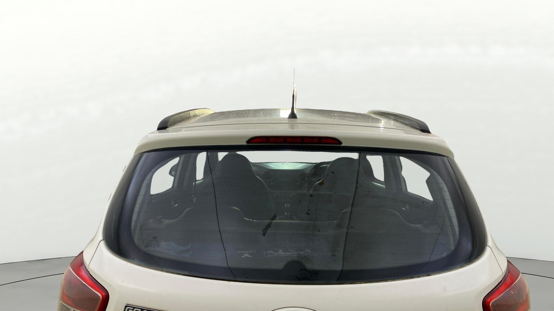 View 2016 Hyundai Grand i10 Sportz 1.2 Kappa Image 4 Used 2016 Hyundai Grand i10 Sportz 1.2 Kappa Image 4