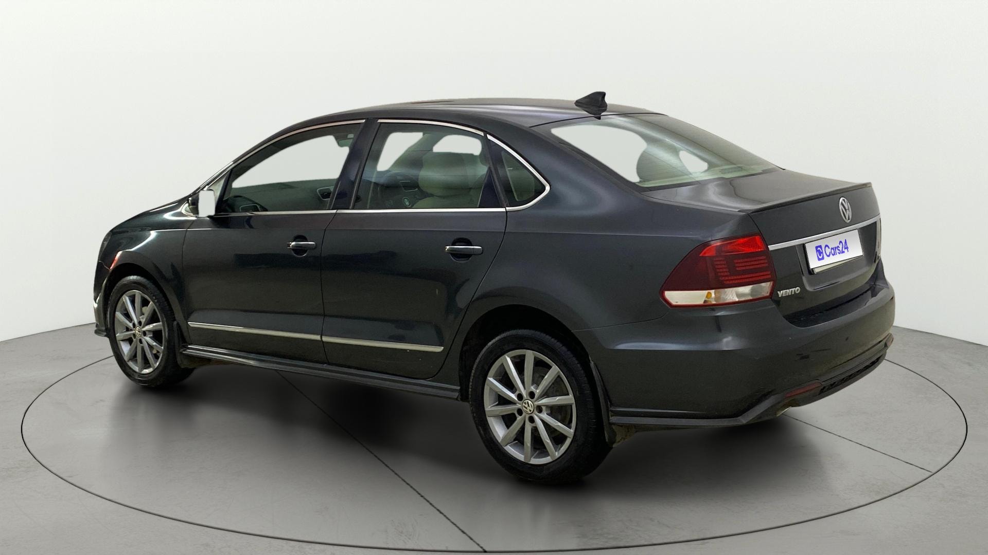 View 2021 Volkswagen Vento 1.2 L TSI Comfortline Petrol AT Image 2 Used 2021 Volkswagen Vento 1.2 L TSI Comfortline Petrol AT Image 2