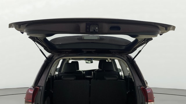 View Toyota Innova Crysta Image 18 Used Toyota Innova Crysta Image 18