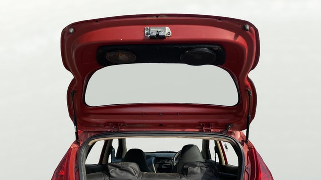 View Hyundai EON Image 16 Used Hyundai EON Image 16