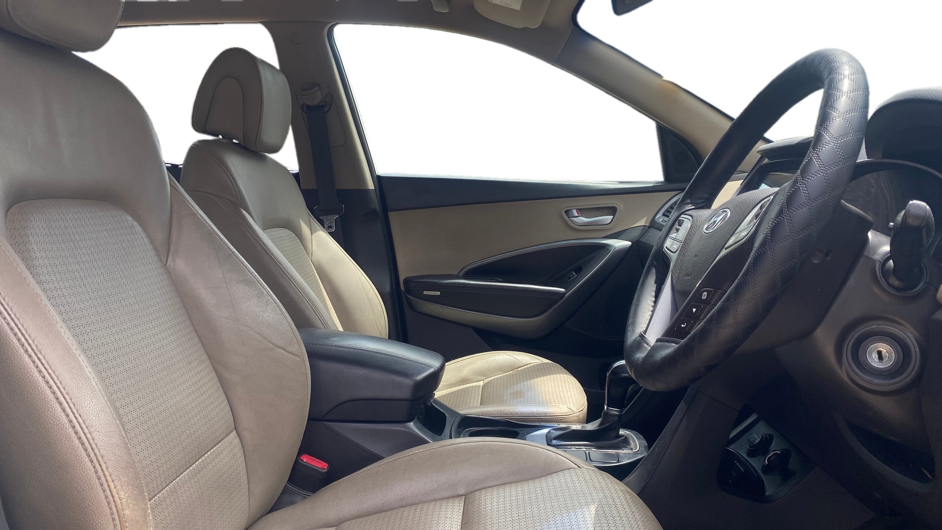 View 2014 Hyundai Santa Fe 2WD AT Image 19 Used 2014 Hyundai Santa Fe 2WD AT Image 19